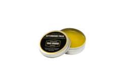 Smokey Touch -Smokey Touch baas boards cuttingboard finish onderhoudswax 1