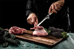 Forged Olive Uitbeenmes 16cm -Smokey Touch forged olive uitbeenmes 16cm 2